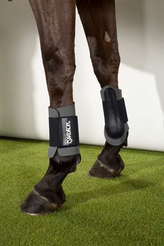 Protectores Neo-Boots Eskadron Color Gris